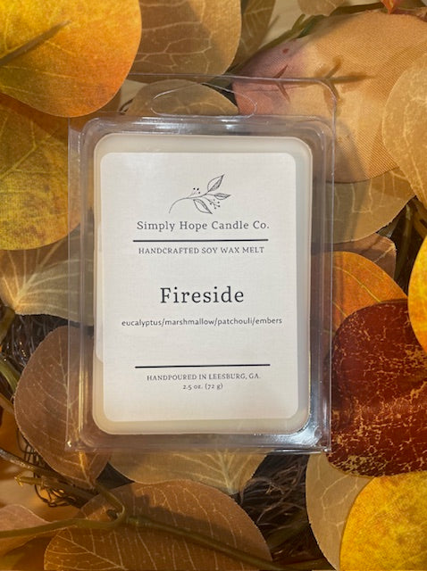 Fireside (eucalyptus + marshmallow + patchouli + embers)