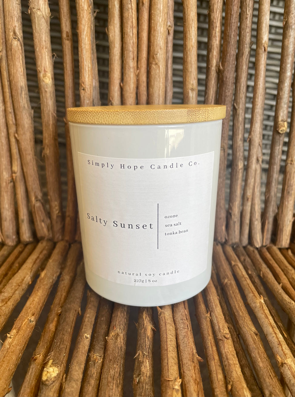 Salty Sunset (ozone + sea salt + tonka bean)