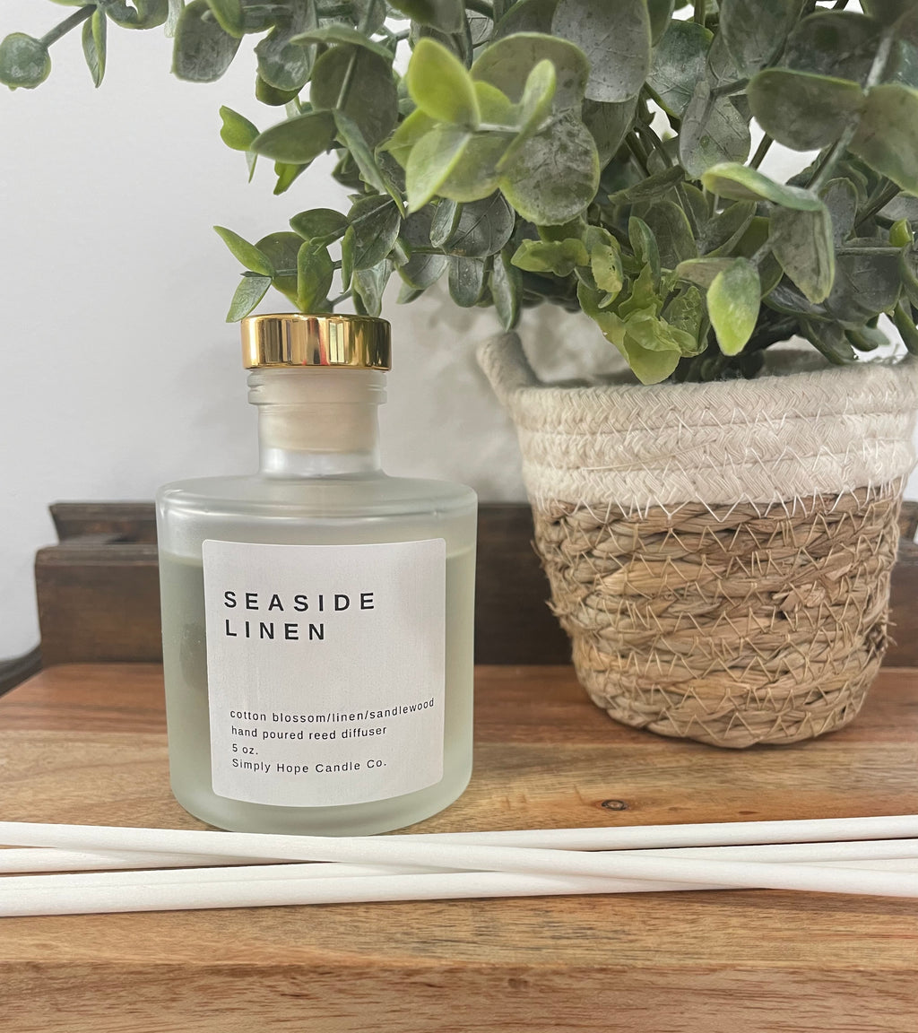 Seaside Linen Reed Diffuser 5 oz (cotton blossom + linen + sandalwood)