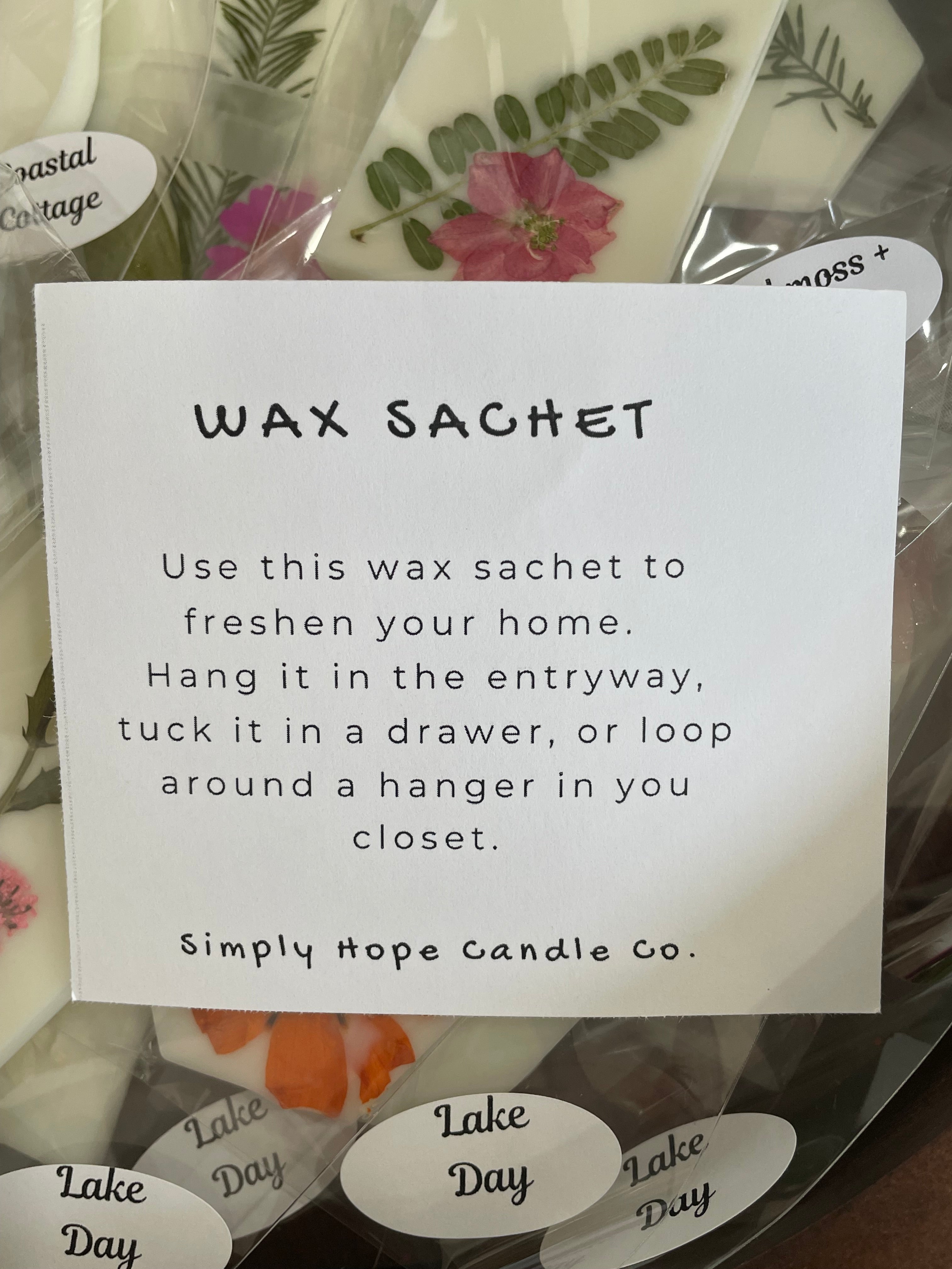 Soy Wax Sachet, Oakmoss + Sage, Tablet Freshener with Dried Flowers Aromatherapy Gift Party Favors