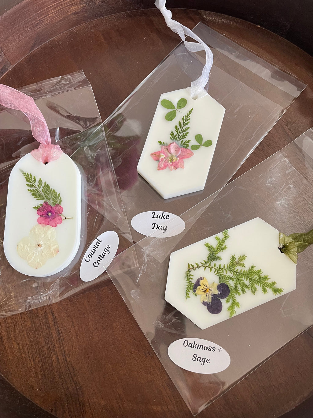 Soy Wax Sachet, Lake Day, Tablet Freshener with Dried Flowers Aromatherapy Gift Party Favors